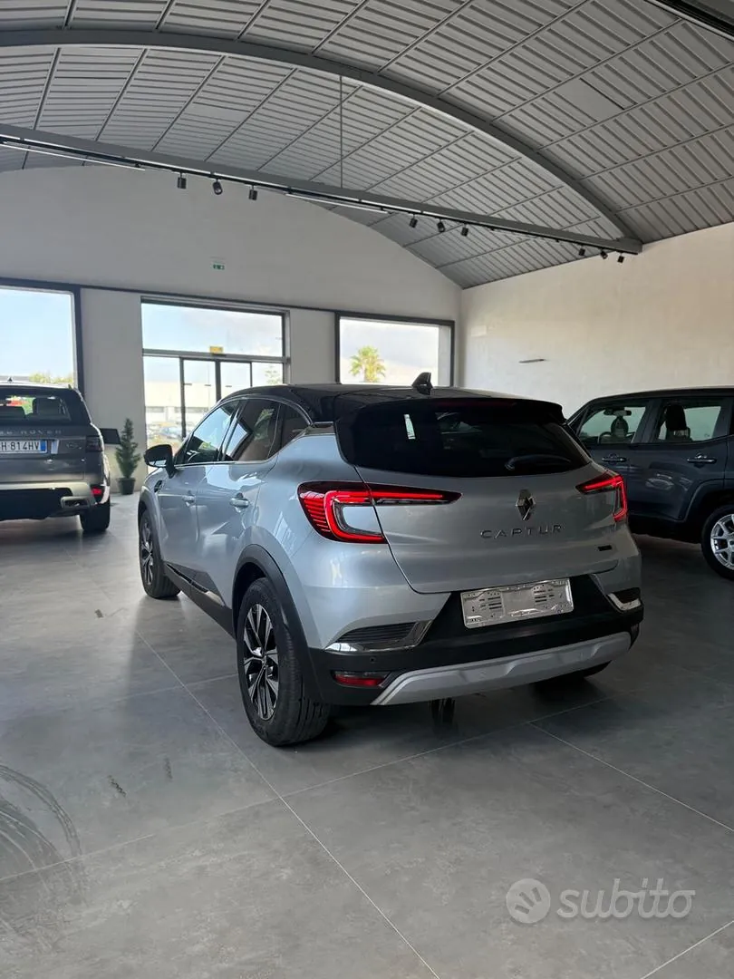Renault Captur 2023 photo 5