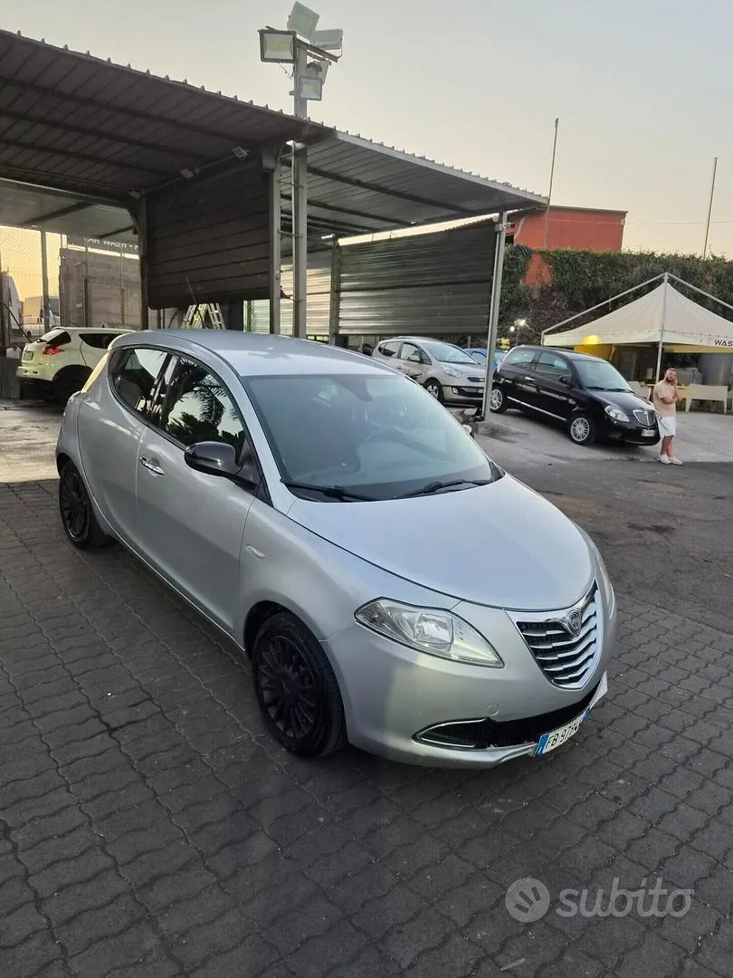 Lancia Ypsilon 2016 photo 4
