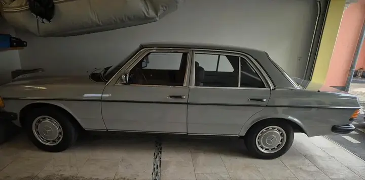 Mercedes-Benz 200