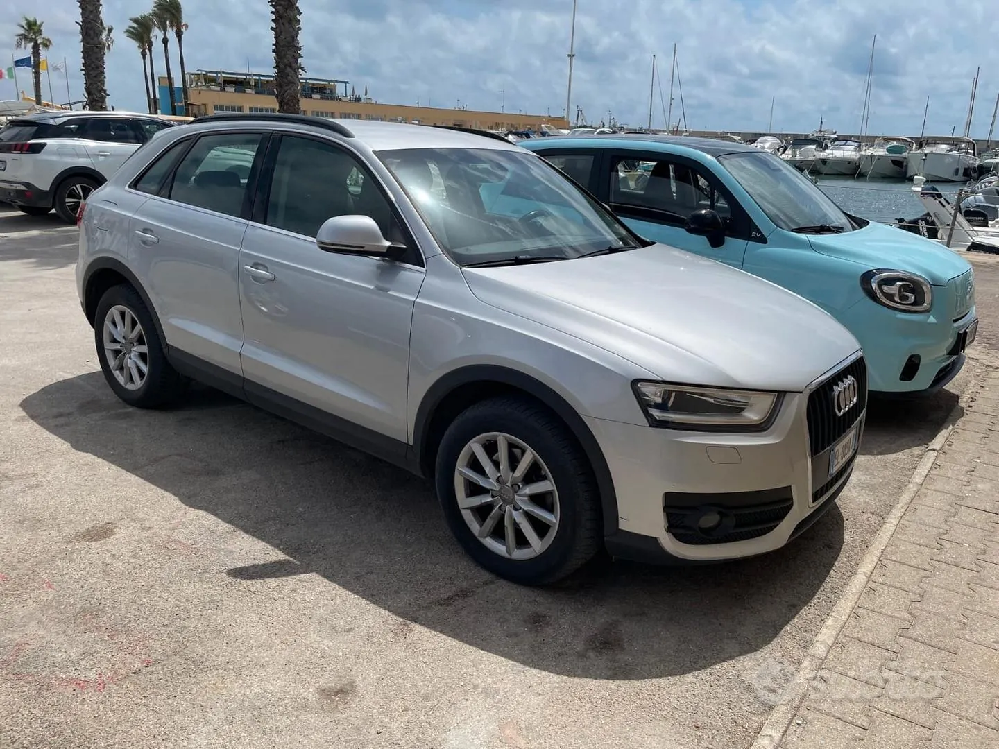 Audi Q3 2012 photo 3