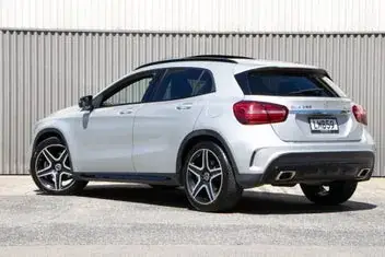 Mercedes-Benz Gla 2018 photo 3