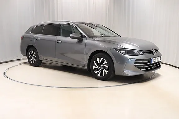 Volkswagen Passat 2025 photo 3