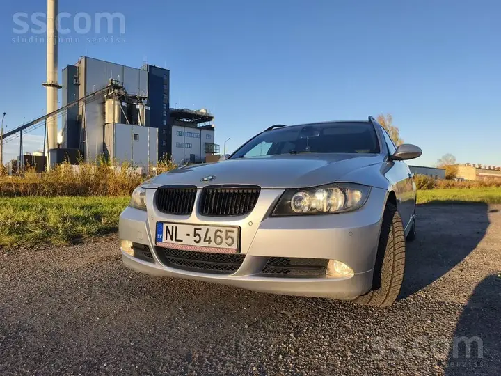 BMW 318 2007 photo 2
