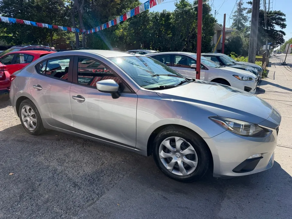 Mazda Mazda3 2016 photo 3