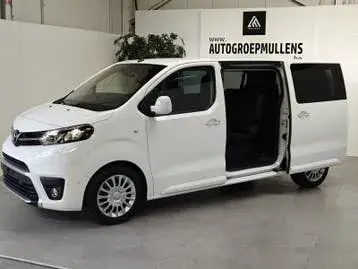 Toyota Proace 2022 photo 2