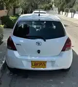 Toyota Vitz 2007 photo 4