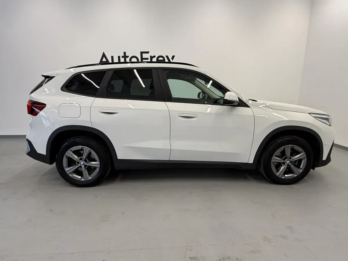BMW X1 2024 photo 3