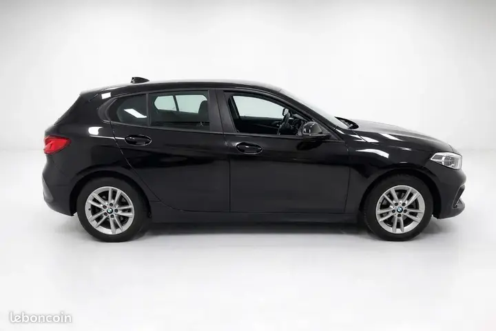 BMW 1 Series 2023 photo 3