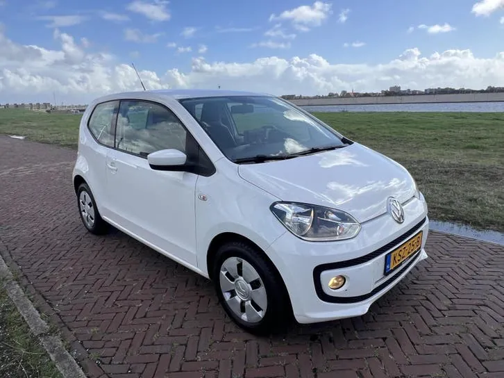 Volkswagen Up 2012 photo 3