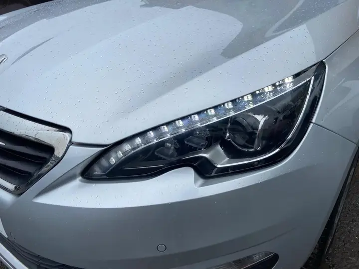 Peugeot 308 2016 photo 5