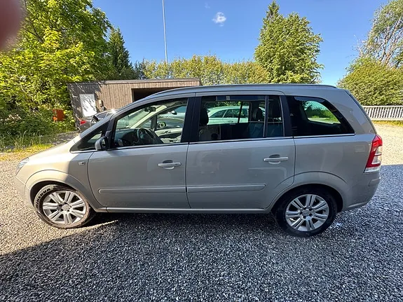 Opel Zafira 2008 photo 3