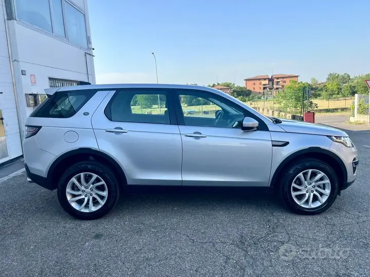 Land Rover Discovery Sport 2019 photo 4