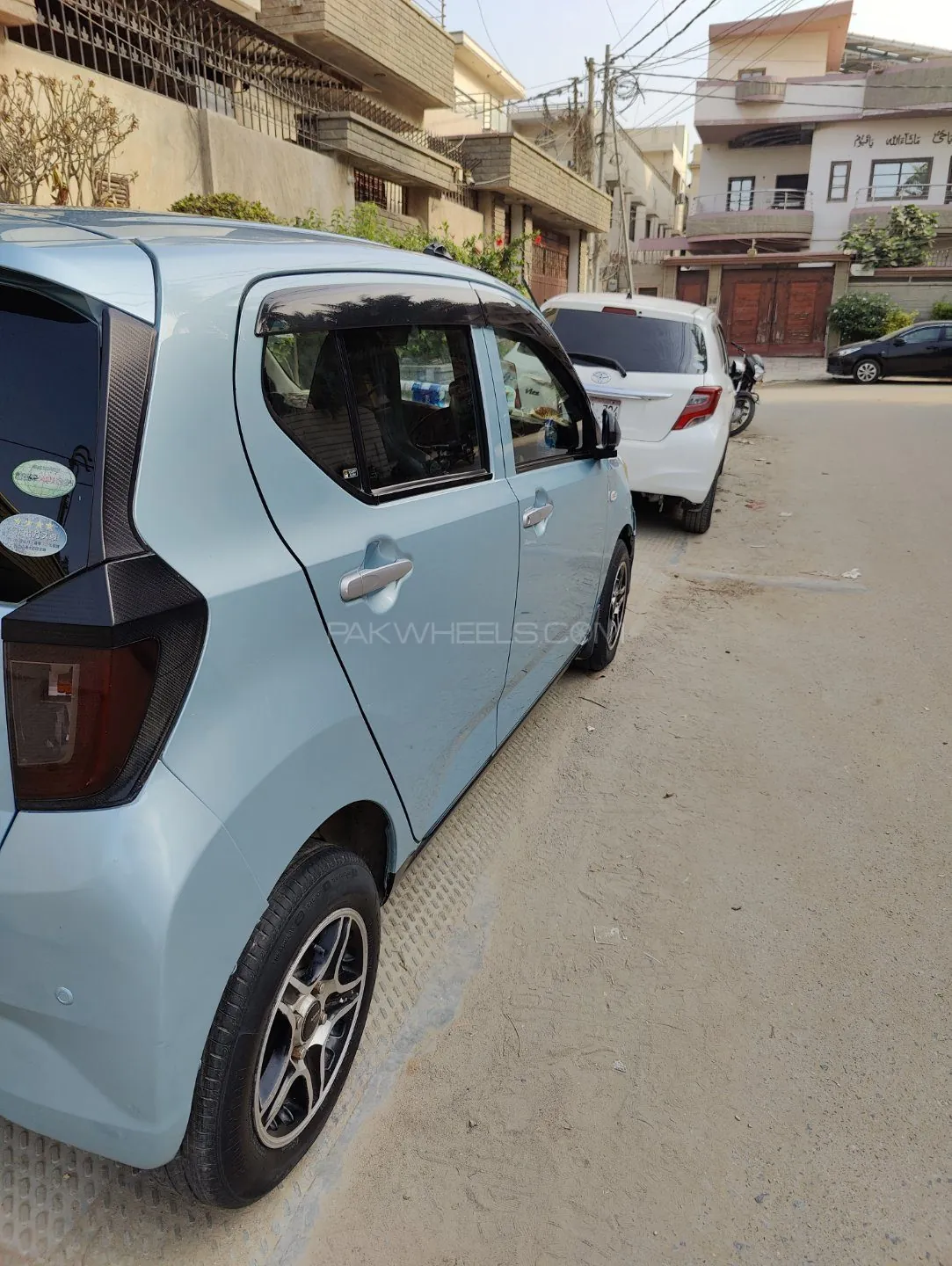 Daihatsu Mira