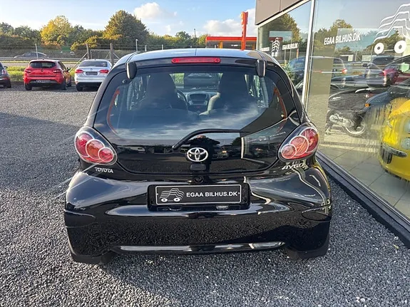 Toyota Aygo 2010 photo 5