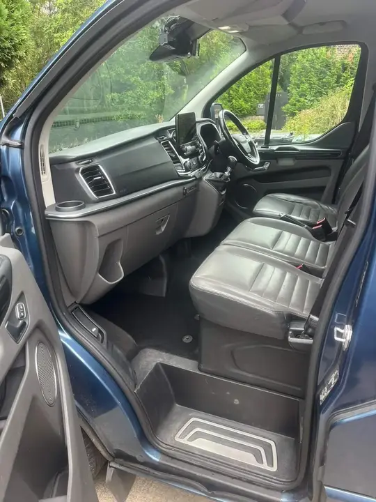 Ford Tourneo Custom 2019 photo 4
