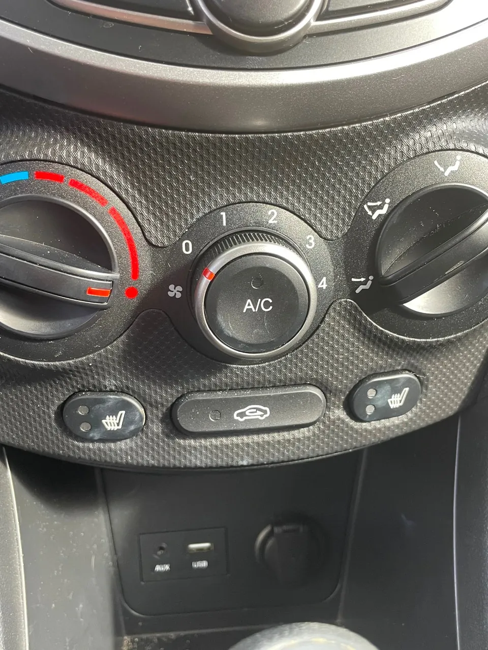 Hyundai Accent 2016 photo 4