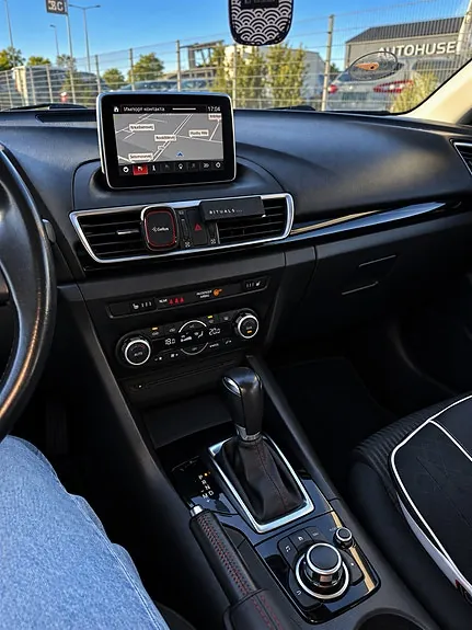 Mazda 3 2016 photo 4
