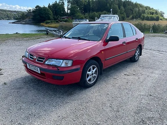 Nissan Primera 1996 photo 3