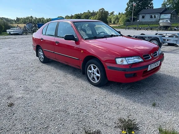 Nissan Primera 1996 photo 2