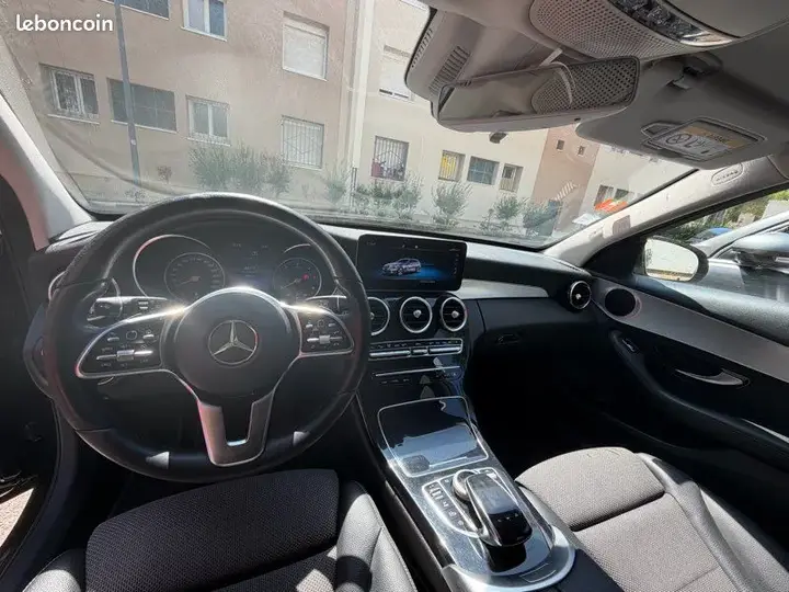 Mercedes-Benz C-Class 2020 photo 3