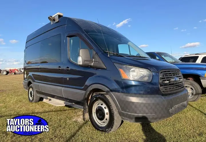Ford Transit 2016 photo 2