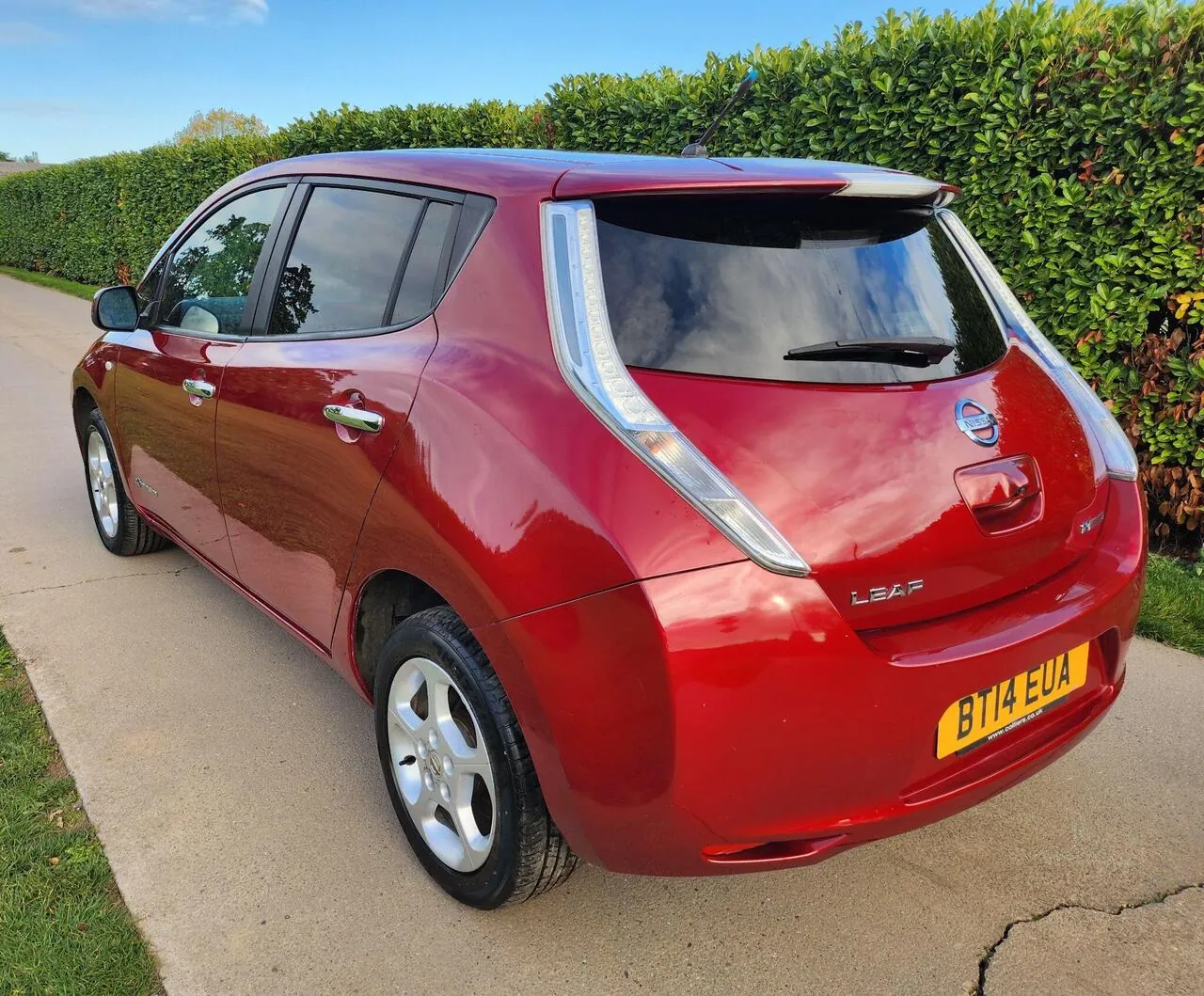 Nissan Leaf 2014 photo 5