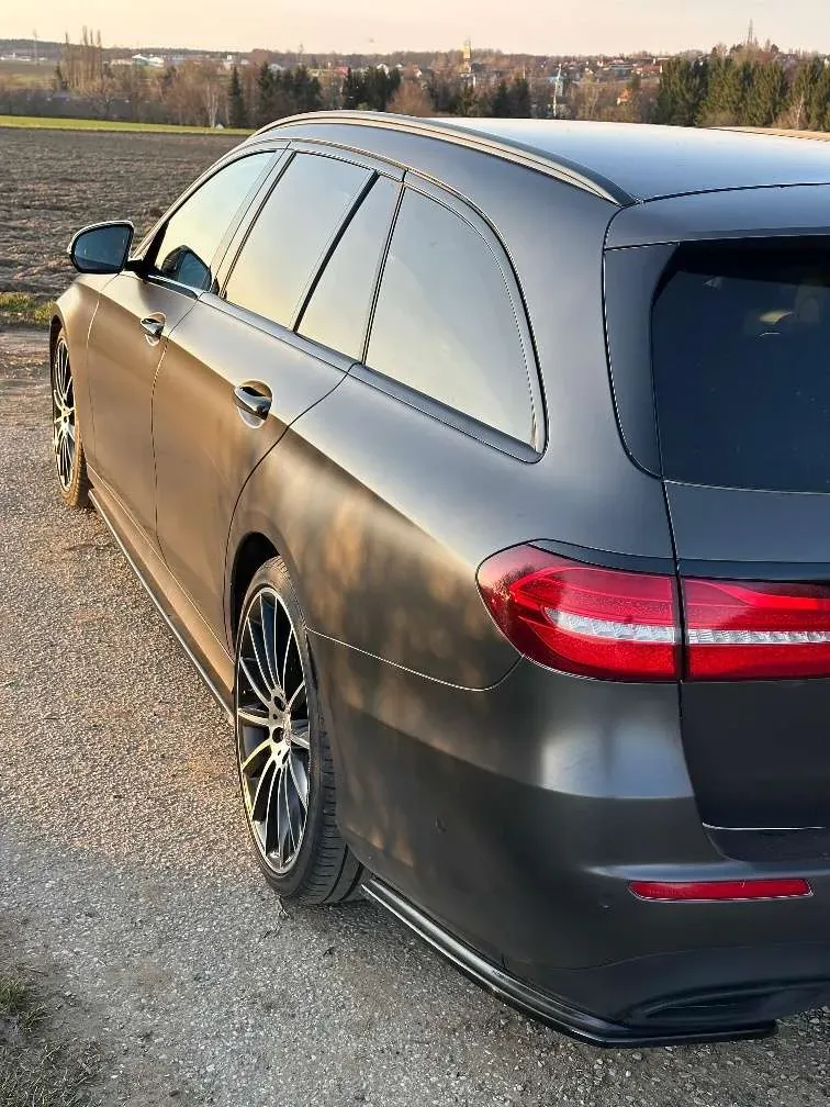 Mercedes-Benz E-Class 2017 photo 3