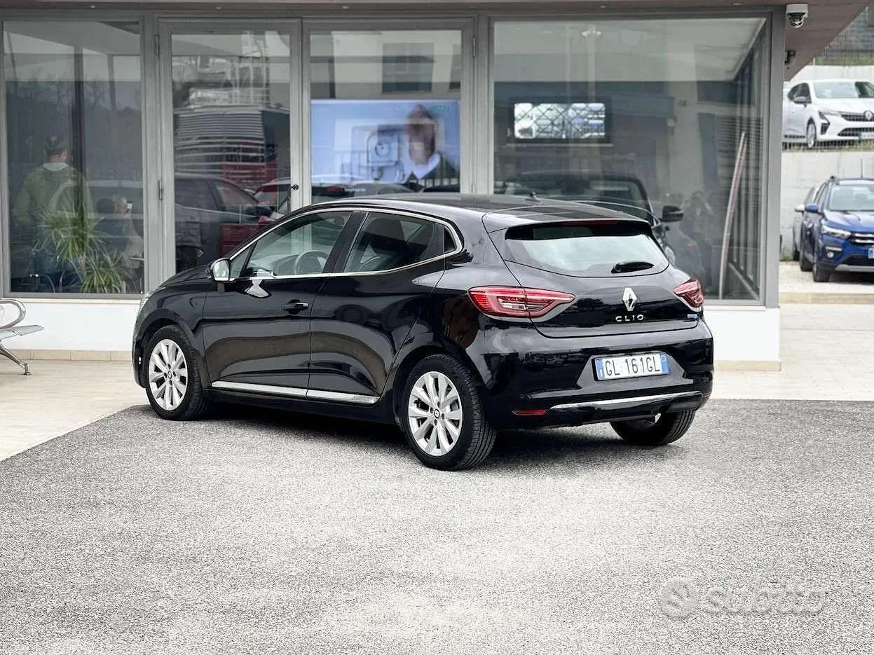 Renault Clio 2022 photo 4