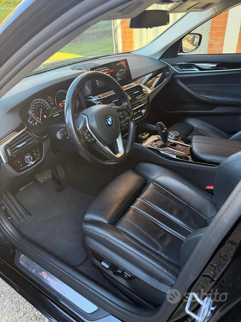 BMW 520I 2018 photo 4