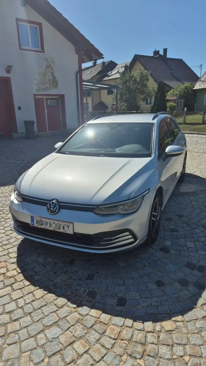 Volkswagen Golf 2021 photo 2