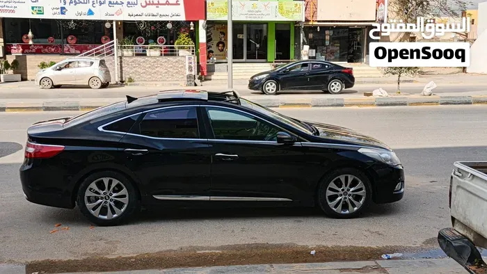 Hyundai Azera 2012 photo 2