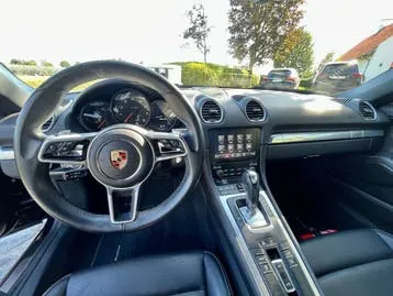 Porsche 718 Boxster 2023 photo 2