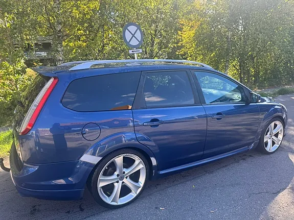Ford Focus 2008 photo 4
