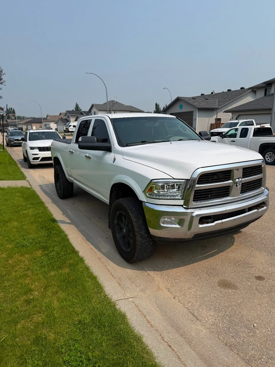 Dodge 2500 2010 photo 2