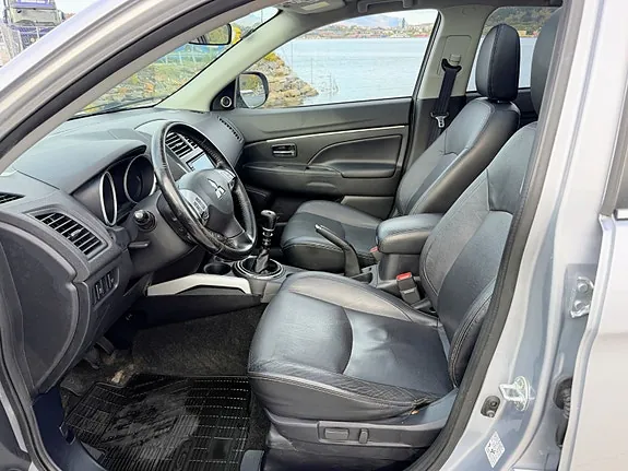 Mitsubishi Asx 2011 photo 5