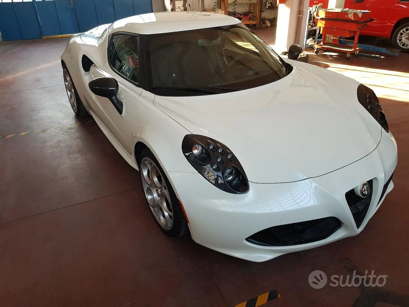 Alfa Romeo 4C 2016 photo 3