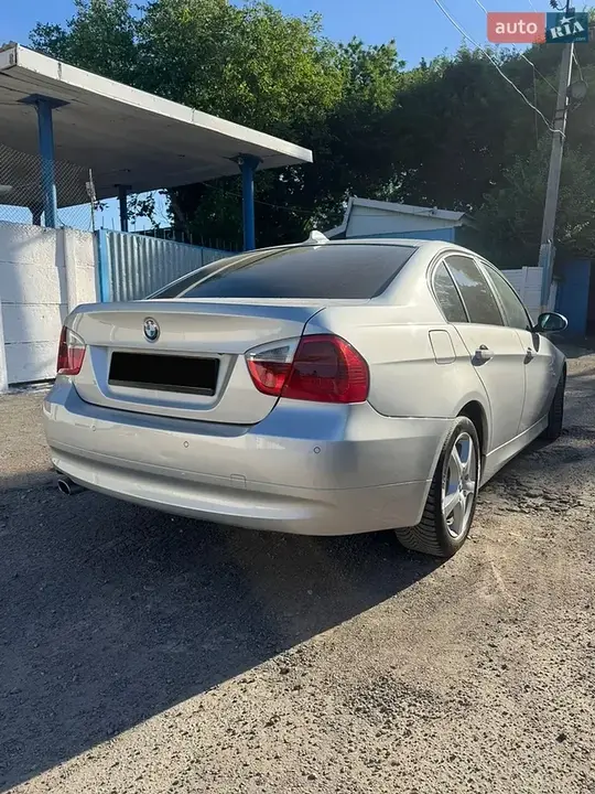 BMW 3 Series 2008 photo 4