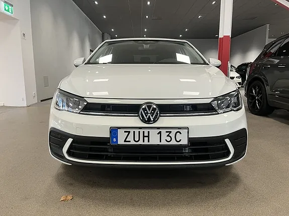 Volkswagen Polo 2027 photo 2