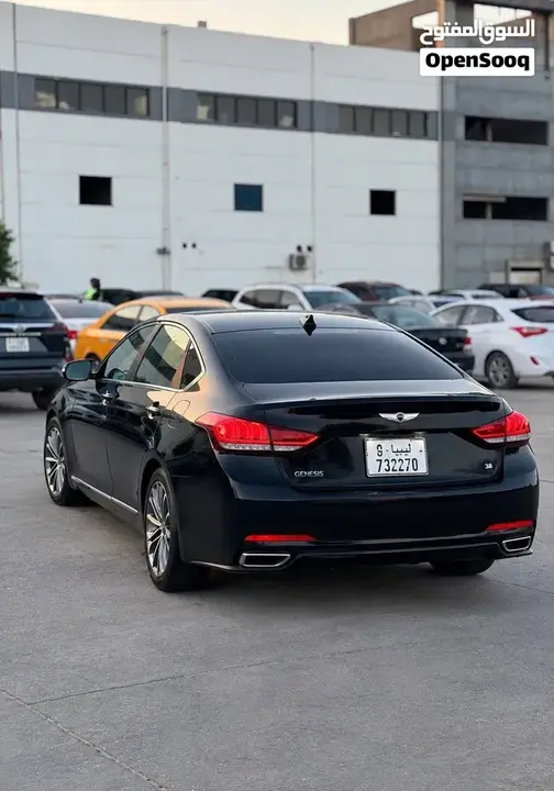 Genesis G80 2016 photo 3