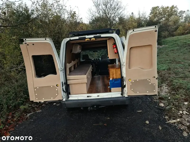 Ford Transit 2010 photo 5
