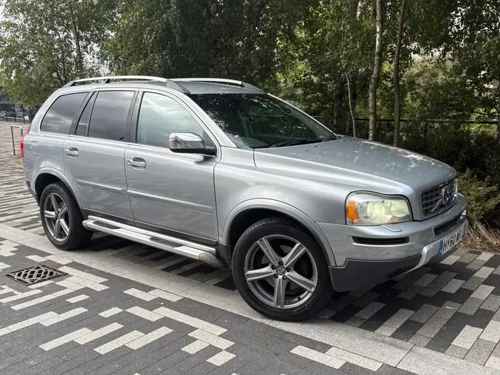 Volvo Xc90 2010 photo 3