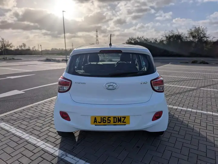 Hyundai I10 2016 photo 4