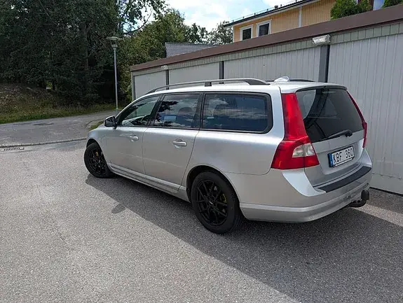 Volvo V70 2008 photo 4