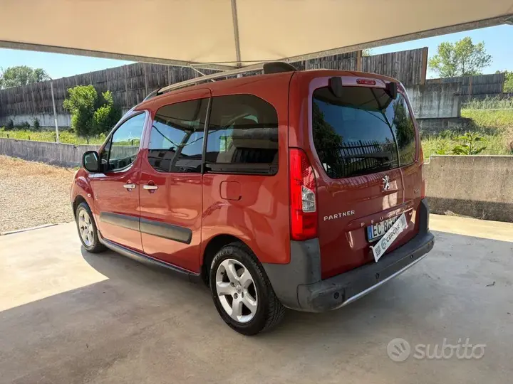 Peugeot Partner Tepee 2010 photo 5