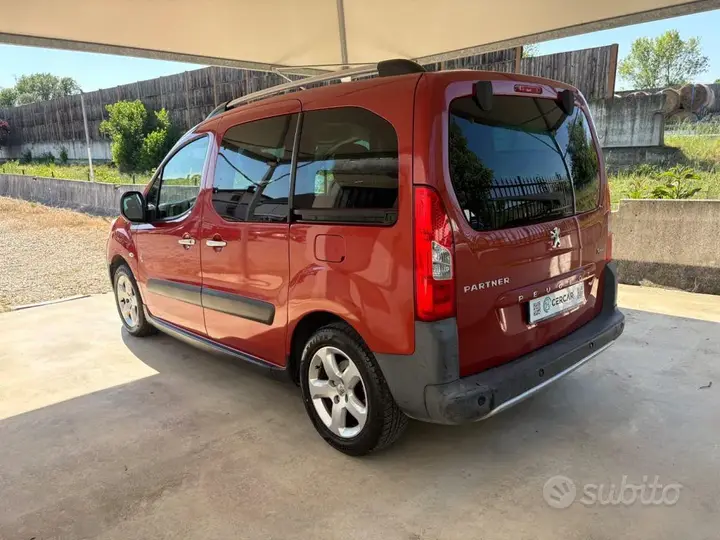Peugeot Partner Tepee 2010 photo 4