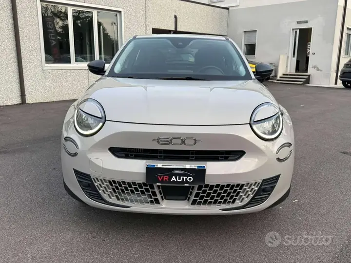 Fiat 600 2025 photo 2