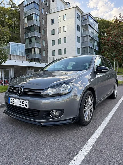 Volkswagen Golf Vi 2012 photo 2