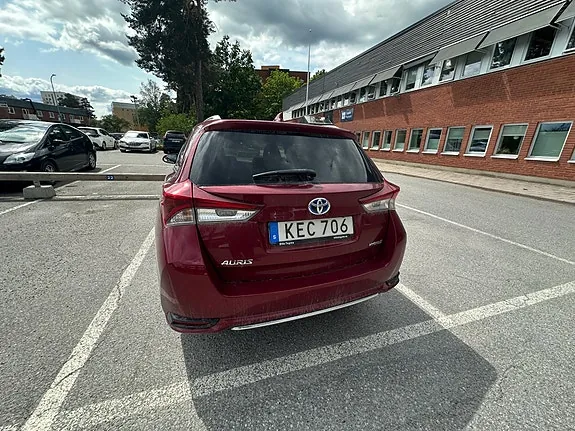 Toyota Auris 2017 photo 4