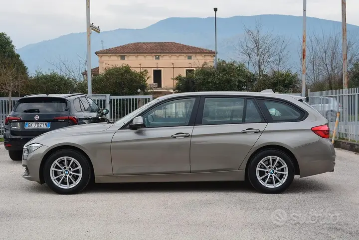 BMW 318D 2017 photo 5