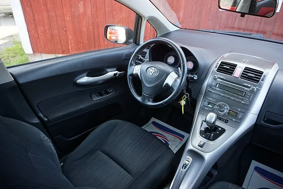 Toyota Auris 2007 photo 5